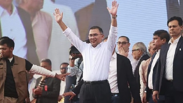 দেশের মাটিতে সংবর্ধনা অনুষ্ঠানে  বিএনপির ভারপ্রাপ্ত চেয়ারম্যান তারেক রহমান