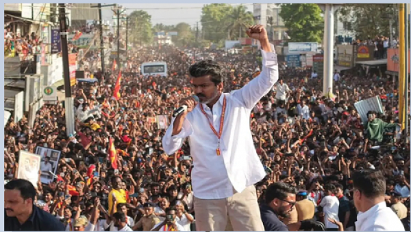 তামিল চলচ্চিত্রের জনপ্রিয় নায়ক থালাপতি বিজয় (প্রকৃত নাম জোসেফ বিজয় চন্দ্রশেখর)
