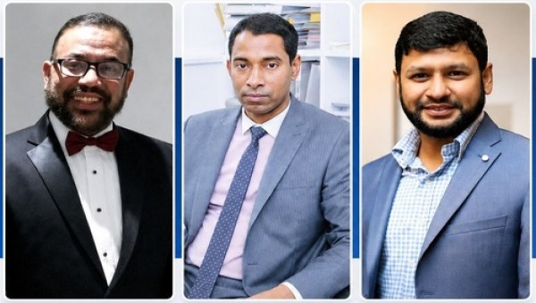 নবীগঞ্জ এডুকেশন ট্রাস্টের নির্বাচনে প্রধান নির্বাচন কমিশনার মোহাম্মদ আব্দুল মুনিম জাহেদী ক্যারল এবং সহকারী নির্বাচন কমিশনার ব্যারিস্টার লিয়াকত আলী ও মিজানুল ইসলাম চৌধুরী।